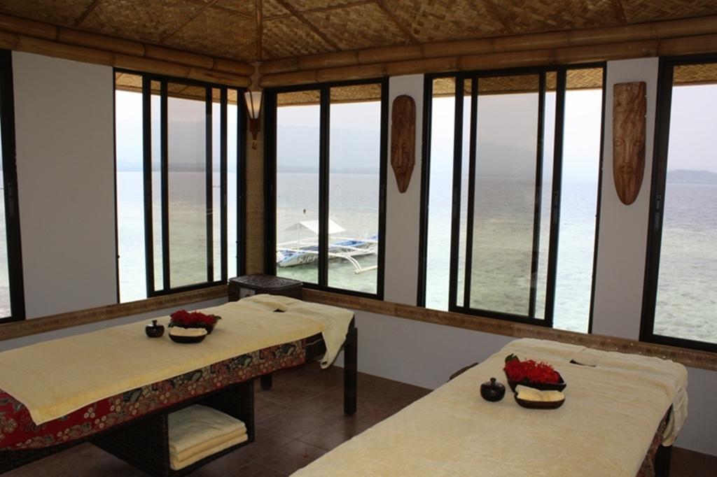 Magic Island Dive Resort Moalboal Exterior foto
